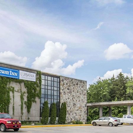 Travelodge By Wyndham Trois-Rivières Exterior foto